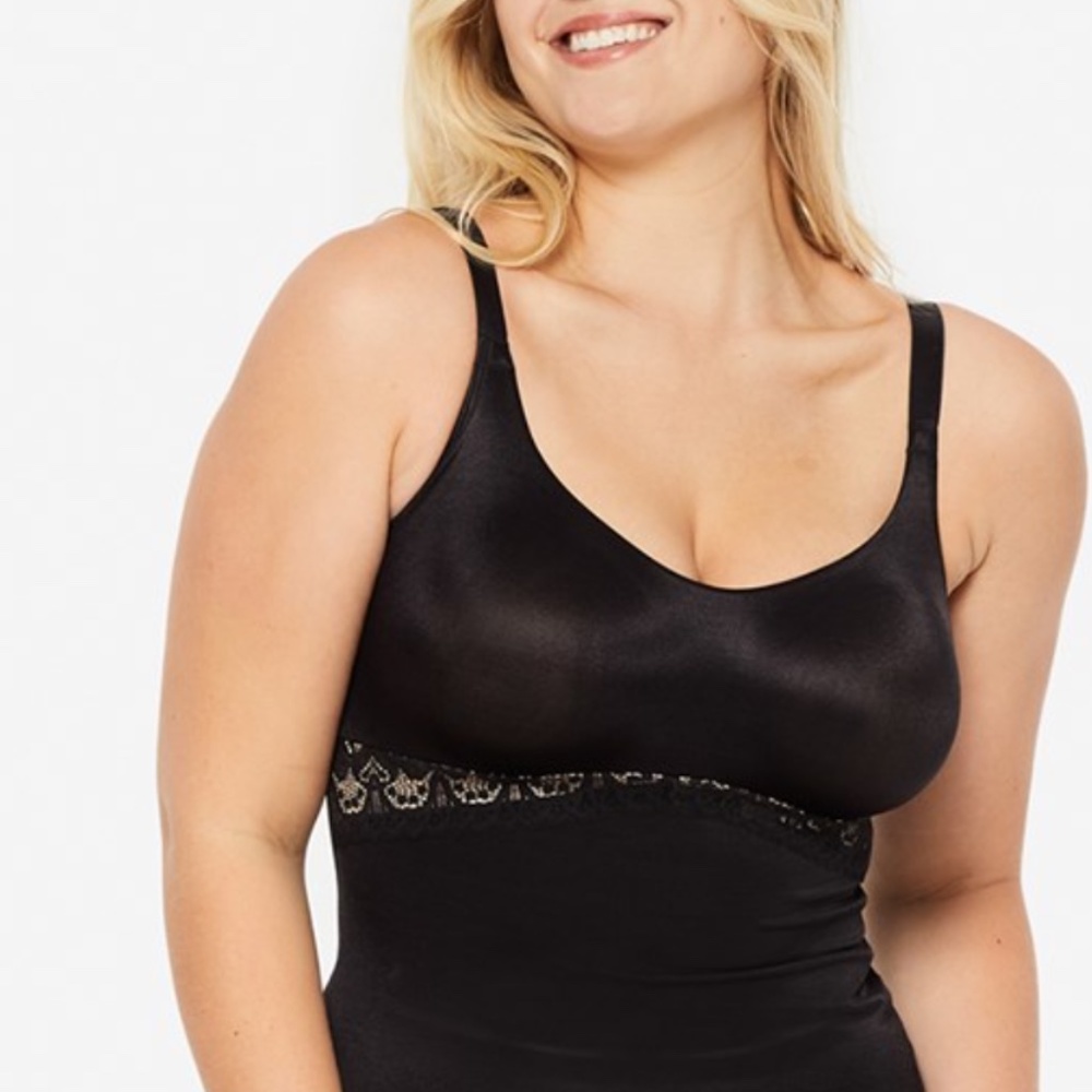NWT Ruby Ribbon Black Lace Cami size 46